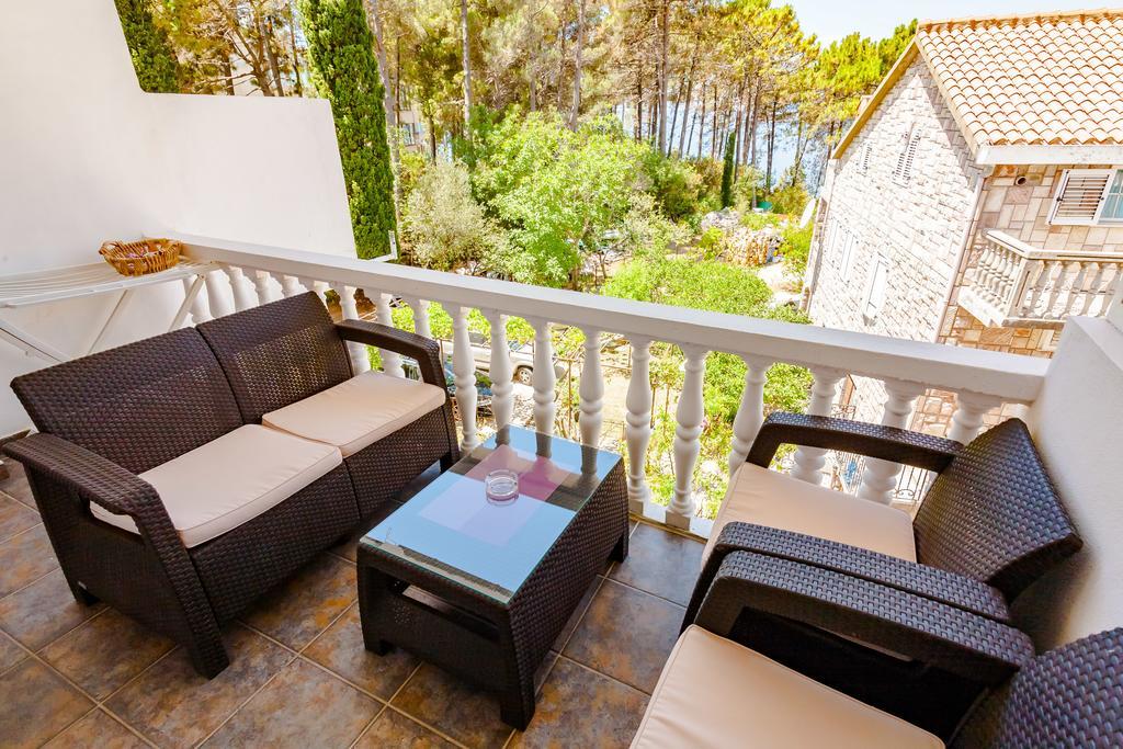 Apartments Adriatic スヴェティ・ステファン エクステリア 写真